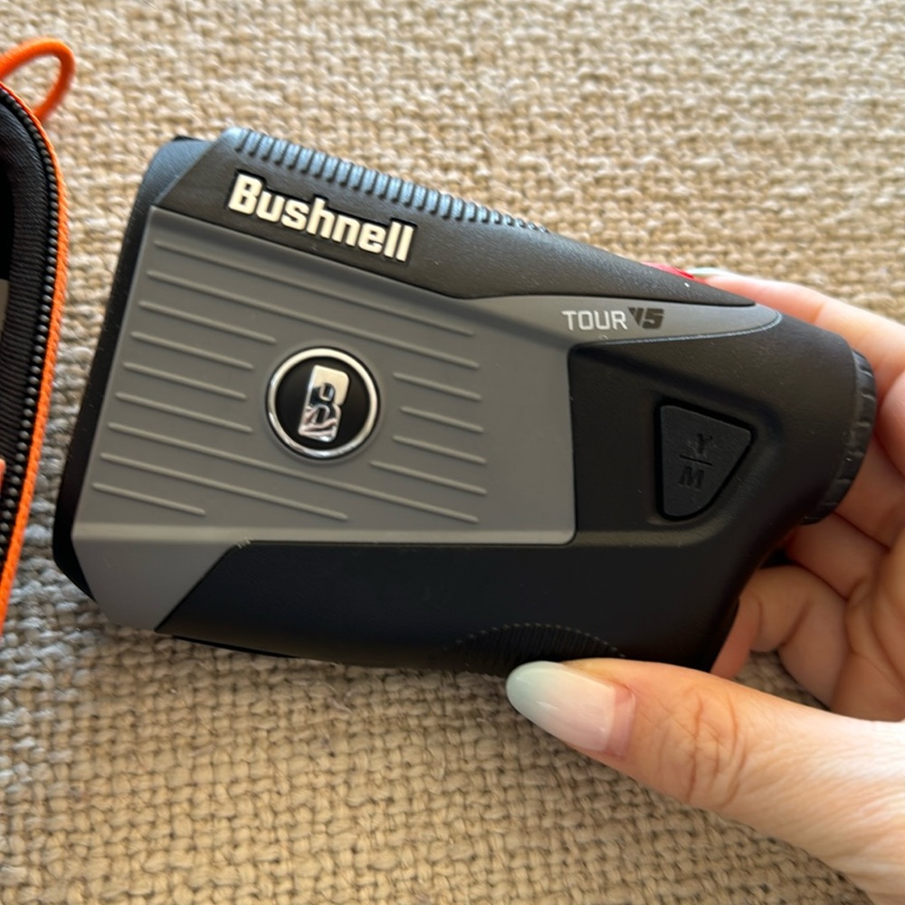Bushnell V5 rangefinder /brand new